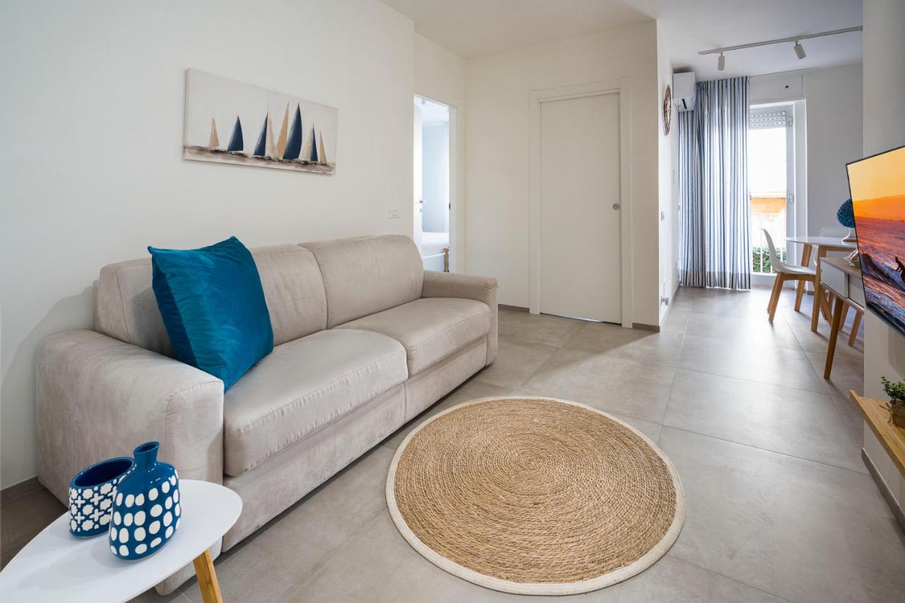 Acquaduci - Casa Vacanza Fronte Mare lungomare Pietre Nere Pozzallo Esterno foto