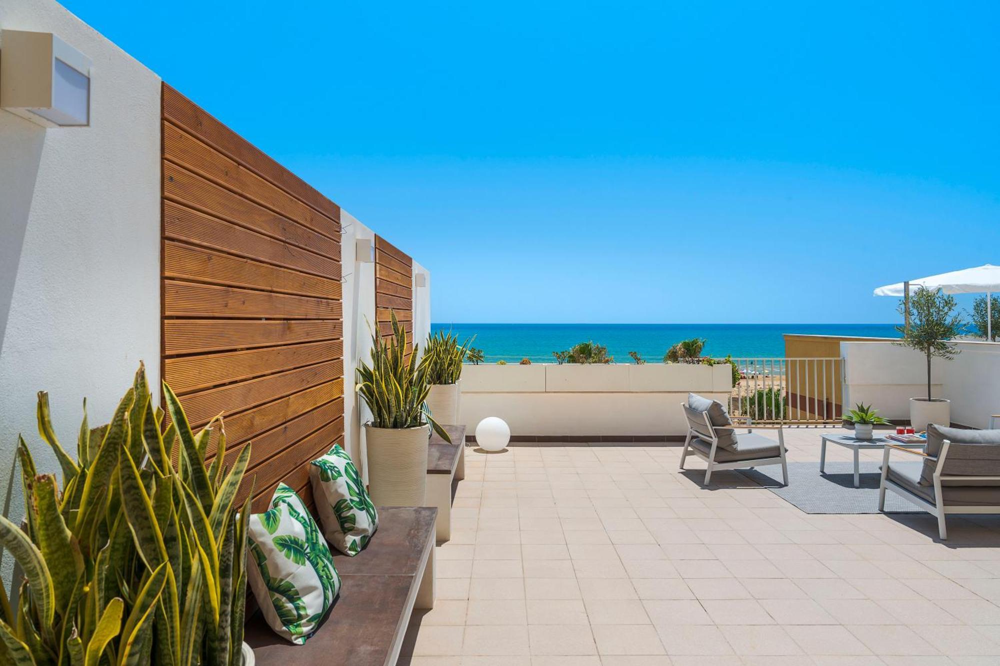 Acquaduci - Casa Vacanza Fronte Mare lungomare Pietre Nere Pozzallo Esterno foto