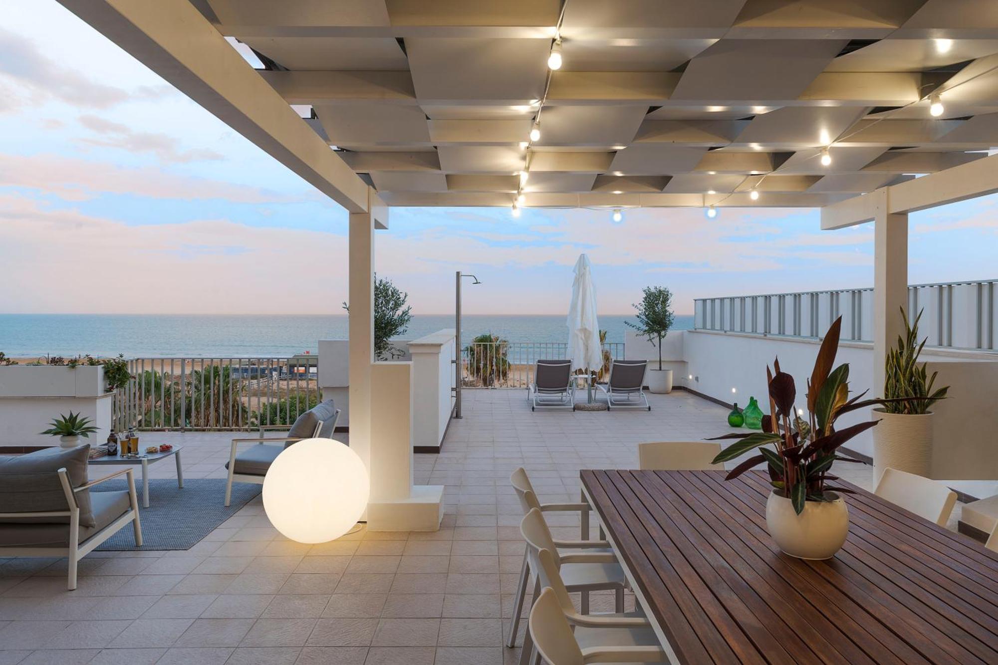 Acquaduci - Casa Vacanza Fronte Mare lungomare Pietre Nere Pozzallo Esterno foto