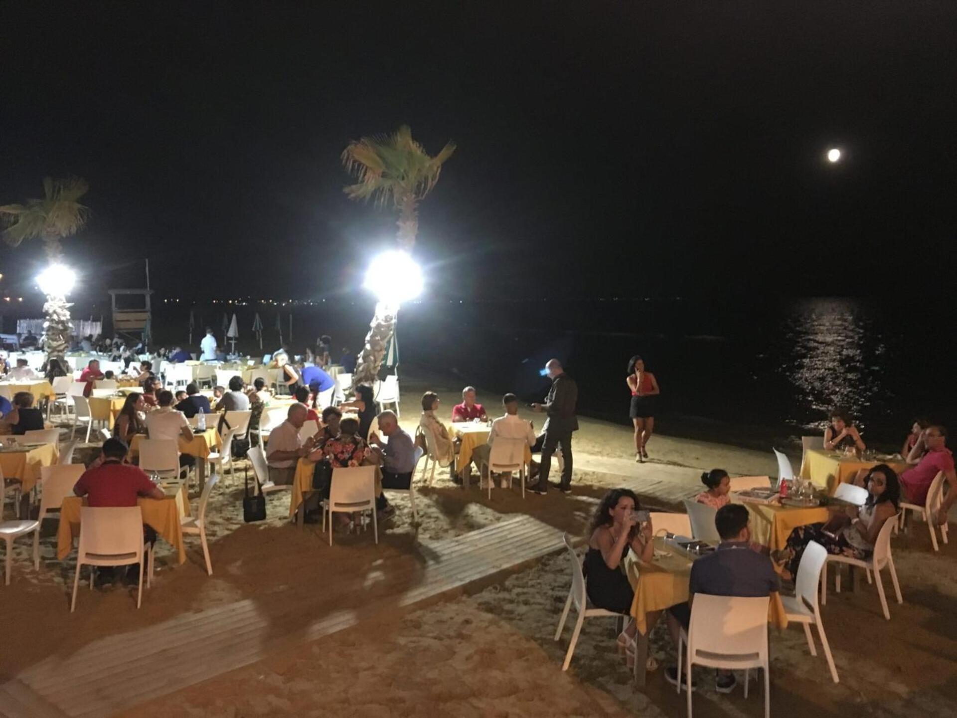 Acquaduci - Casa Vacanza Fronte Mare lungomare Pietre Nere Pozzallo Esterno foto